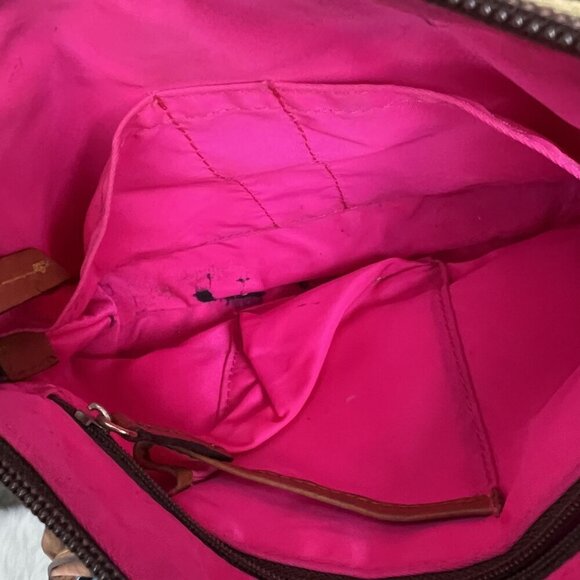 Vintage Dooney & Bourke Nylon Tan Crossbody Bag - Picture 12 of 13